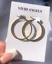 Load image into Gallery viewer, Favorite Pair Hoop Earrings