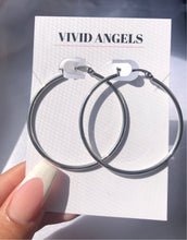 Load image into Gallery viewer, Favorite Pair Hoop Earrings